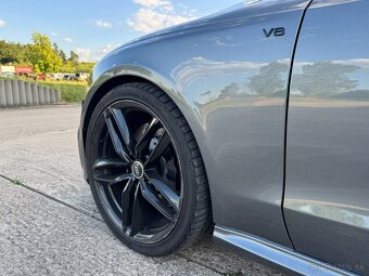 AUDI RS5 - 10