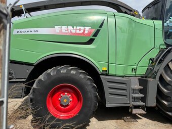 Fendt Katana 85 4x4 sekačka na kukuřici rv 2015 Kemper 390pl - 10