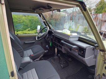 TOYOTA LAND CRUISER LJ 73 - 10