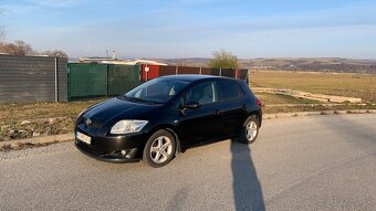 Toyota Auris 2.0 D-4D - 10