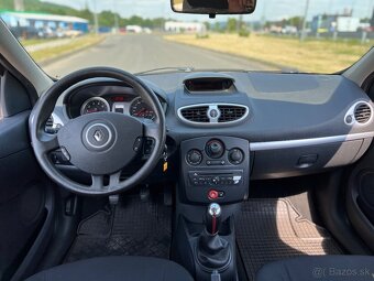 Renault Clio 1.2 - 10