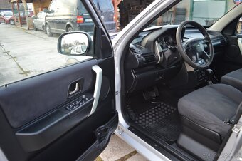 LAND ROVER FREELANDER 2,0TD4 A/T 4x4 166829km - 10