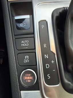 Volkswagen Passat B7 2.0 TDI 130 kW DSG – HIGHLINE - 10