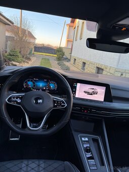 VW Golf variant R-Line VIII Matrix/Virtual/ Panoráma/DCC/ACC - 10