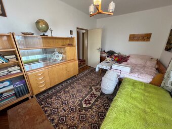 Na predaj poschodový rodinný dom, Hul - 10