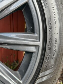 Original kolesa BMW 5 G30 245/45R18 elektróny 8Jx18 ET30 - 10