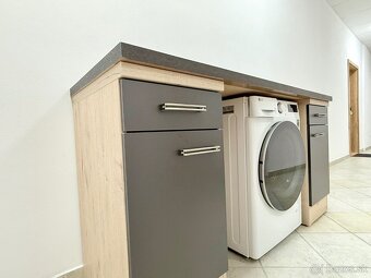CENTRUM MESTA - VRÁTNA - 1 IZBOVÝ MODERNÝ ZARIADENÝ BYT. - 10