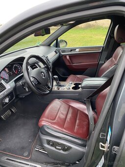 Predam VW Touareg 4.2 TDi V8 EXCLUSIVE - 10