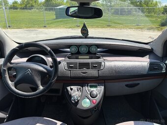 Predám Citroën C8 2.2 HDI 7. miestne - 10