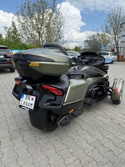 CAN AM SPYDER RT Sea to Sky - 10