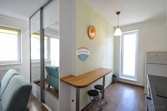 PRENÁJOM, 1-izbový byt + Parking, Poprad, Dlhé hony, - 10