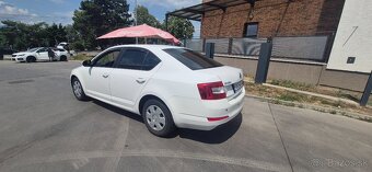 Škoda octavia 3 1.6 tdi 77kw - 10