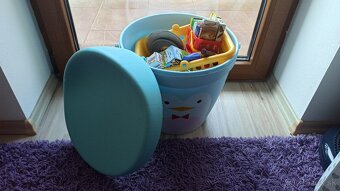 úložný box a stolička v jednom s hračkami - 10