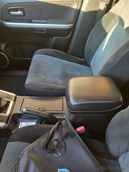 Suzuki Grand Vitara 1.9 TDi - 10