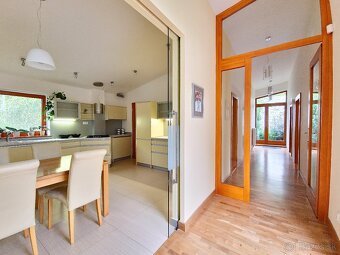 Dom pri lese, súkromie, luxusné bývanie Podhradová - 10