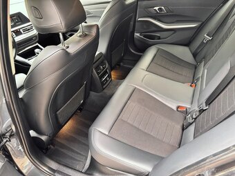 BMW 320d xDrive A/T - 10