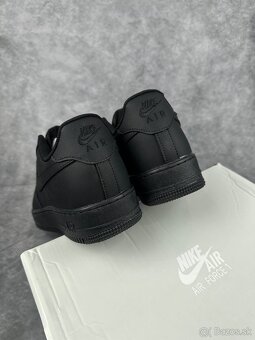 Nike Air Force 1 Čierne - 10