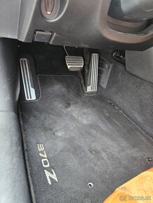 Nissan 370z - 10
