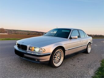 BMW 730d e38 - 10