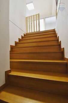 Na predaj nebytový priestor, 72 m2, vlastné parkovacie státi - 10