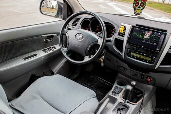 Toyota Hilux DC 3.0 4x4 - 10