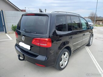 VW Touran 2.0 TDI HIGHLINE, CFHC - 10