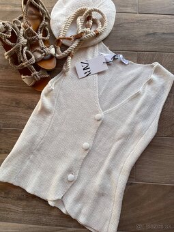 Zara vesta - 10