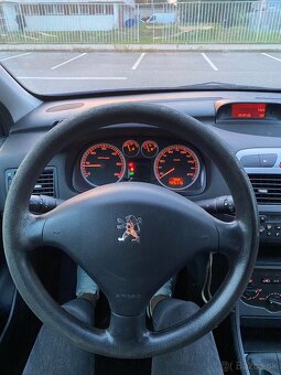 Peugeot 307 HDi - 10
