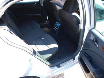 Škoda Superb 1.8 TSI Elegance DSG - 10