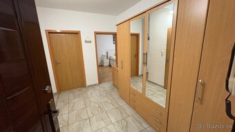 Predám velký 2-izbový byt po komplet rekonštrukcii ZARIADENÝ - 10