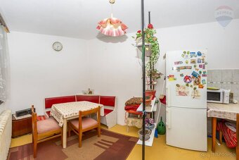 PREDAJ: Veľký rodinný dom na výnimočnom mieste 218m2, Banská - 10