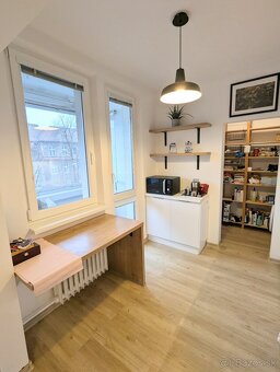 Prenajmem krásny 3-izbový byt na Kutuzovovej (BA), loggia, k - 10