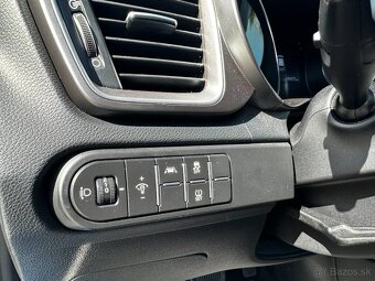 KIA Ceed SW 1.6 CRDi Gold - 10