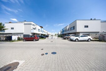 Slnečný 3 izbový byt vo Hviezdoslavove - 10
