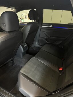 VW Arteon SB R 2.0TSI 235kw 4motion 2023 Virtual/Ťažné/Keyle - 10