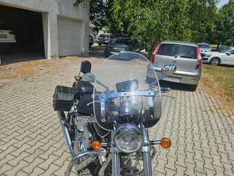 Suzuki Marauder VZ 800 - 10