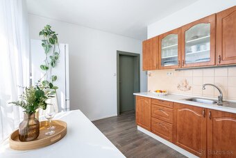 Beluša: Na predaj 2-izbový byt s balkónom - 10