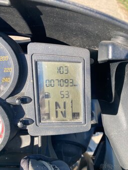 BMW F800R - 10
