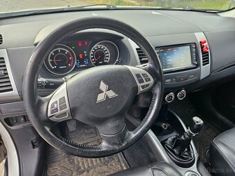 Mitsubishi Outlander 2,2 DiD 130kw 4x4 - 10