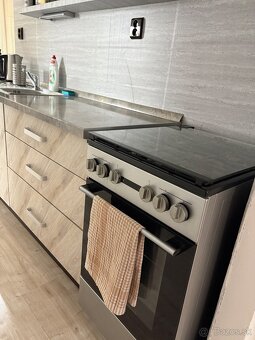 Prenájom - 2,5 izbový byt Vlčince - 10
