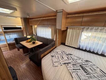 Burstner Averso 550 TK Mover, Predstan, Mikrovlnka - 10