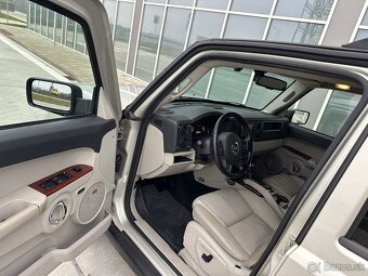 Jeep Commander 3.0 CRD 4x4 7 miestny - 10