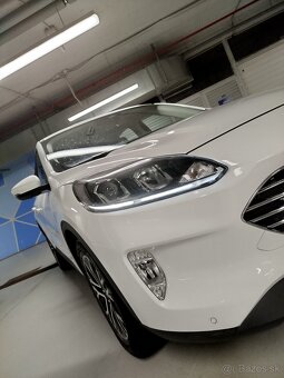 Ford Kuga 2.5 Duratec PHEV 225k Titanium CVT Hybrid - 10