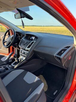 Ford Focus 1.6 benzín - 10