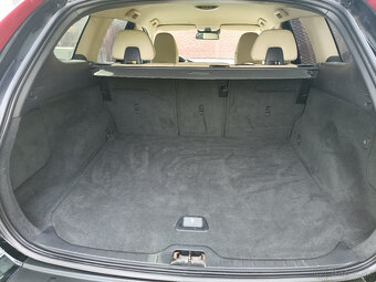 Volvo XC60 D4 AWD Summum Geartronic - 10