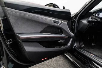 Audi RS e-tron GT - 10