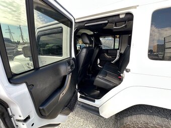 Jeep Wrangler Unlimited 75 Years Edition a/T - 10