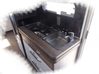 Prenajmem karavan Hobby Excellent Edition 560 KMFe - 10