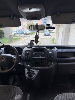 Opel Vivaro 1.6CDTi - 10