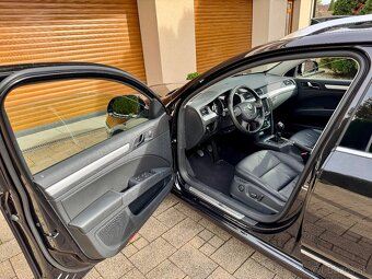 Skoda Superb COMBI 2.0tdi 125kw 4x4+NAVI+Panorama+TOP stav - 10